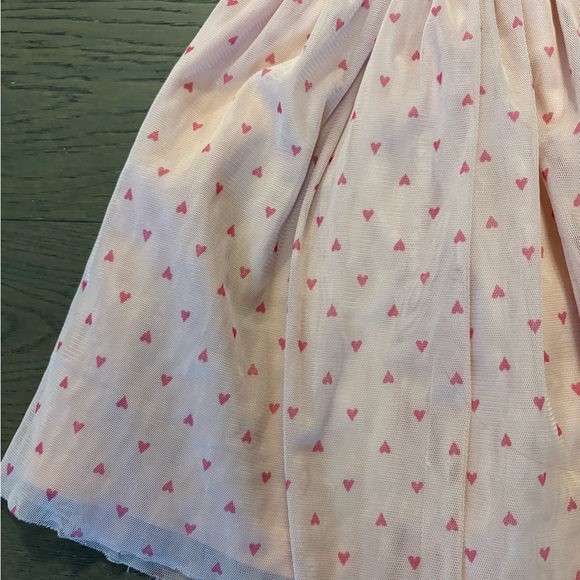 Old navy pink girls skirt with hearts sz 5T NWT ret $72 - Picture 3 of 4